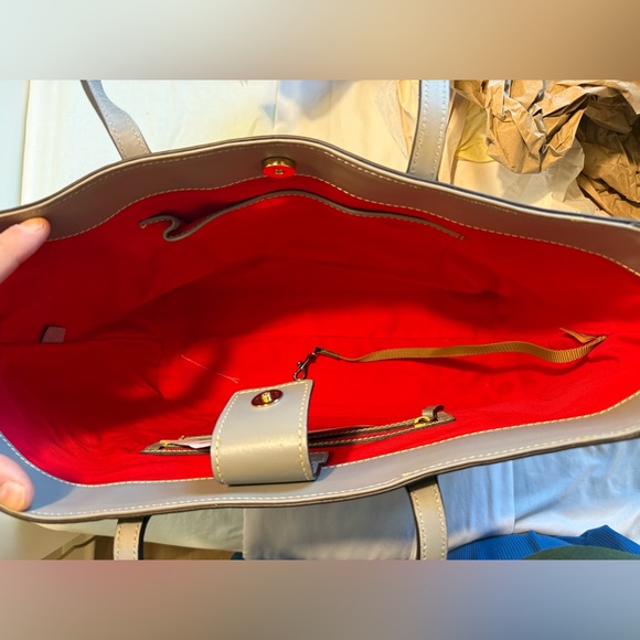 NWT LARGE Dooney & Bourke Gray Leather Tote - Picture 6 of 8